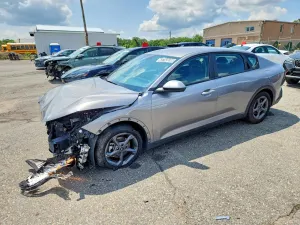 Kia K4 2.0L 4 2025