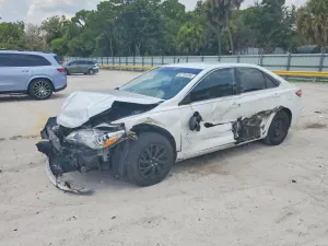 Toyota Camry 2.5L 4 2016