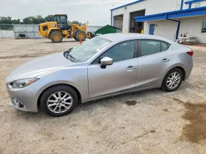 Mazda 3 2.0L 4 2015