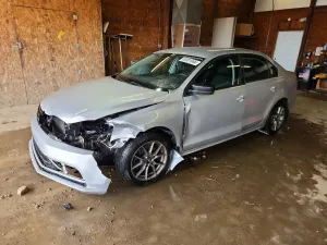 Volkswagen Jetta 1.4L 4 2016