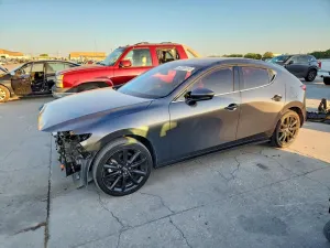 Mazda 3 2.5L 4 2022