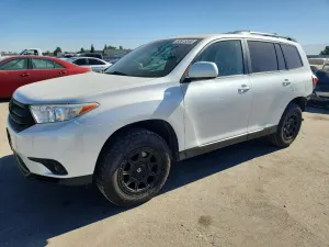 Toyota Highlander 3.5L 6 2013