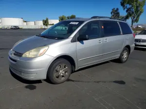 Toyota Sienna 3.3L 6 2004