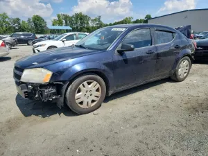 Dodge Avenger SE 2.4L 4 2012