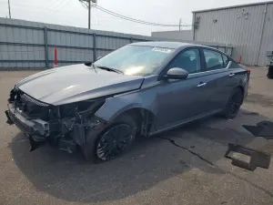 Nissan Altima 2.5L 4 2025