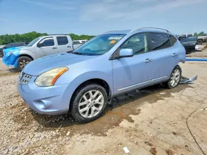 Nissan Rogue 2.5L 4 2011