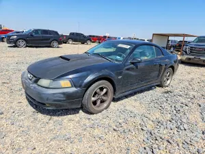 Ford Mustang 4.6L 8 2003