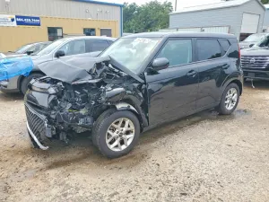 Kia Soul 2.0L 4 2025