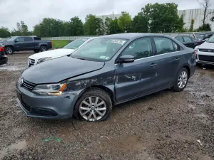 Volkswagen Jetta 1.8L 4 2014