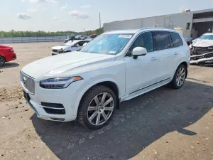 Volvo XC90 2.0L 4 2018