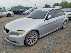 BMW 3 Series 3.0L 6 2011