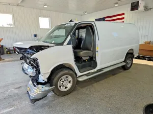 Chevrolet Express 4.3L 6 2025