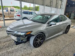 Toyota Camry 2.5L 4 2021