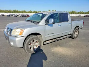 Nissan Titan 5.6L 8 2005