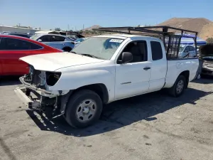 Toyota Tacoma 2.7L 4 2014