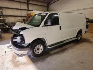 GMC Savana 4.3L 6 2025