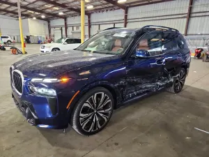 BMW X7 3.0L 6 2025