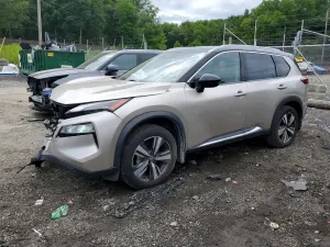 Nissan Rogue 2.5L 4 2021