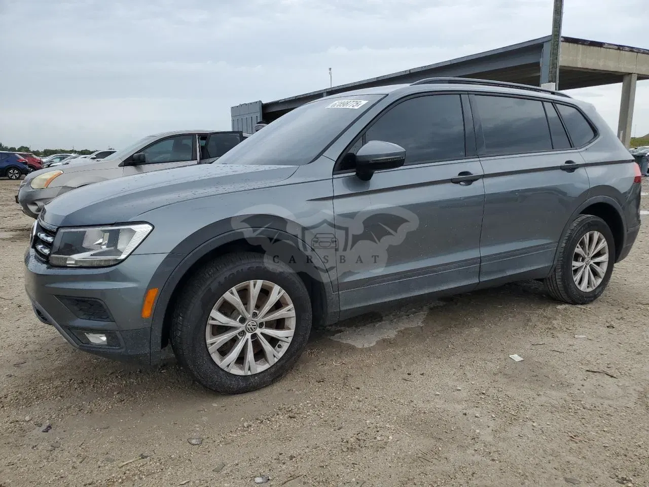 Volkswagen Tiguan S 2.0L 4 2018