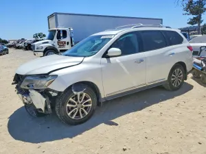 Nissan Pathfinder 3.5L 6 2015
