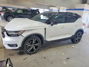 Volvo XC40 2.0L 4 2022