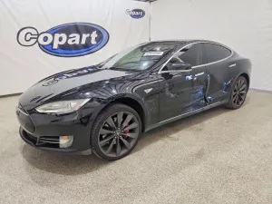 Tesla Model S 2014