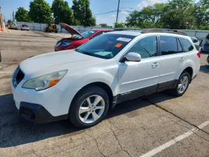Subaru Outback 2.5L 4 2013