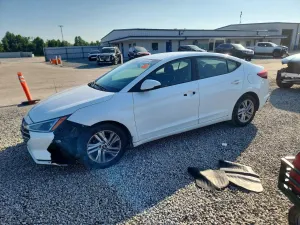 Hyundai Elantra 2.0L 4 2020