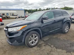 Toyota Highlander 3.5L 6 2015