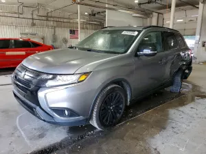 Mitsubishi Outlander 2.4L 4 2020
