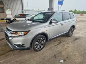 Mitsubishi Outlander 2.4L 4 2020