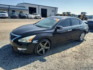 Nissan Altima 2.5L 4 2015
