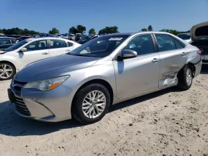 Toyota Camry 2.5L 4 2017