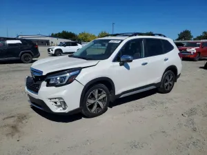 Subaru Forester 2.5L 4 2019