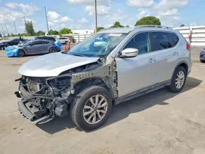 Nissan Rogue 2.5L 4 2017