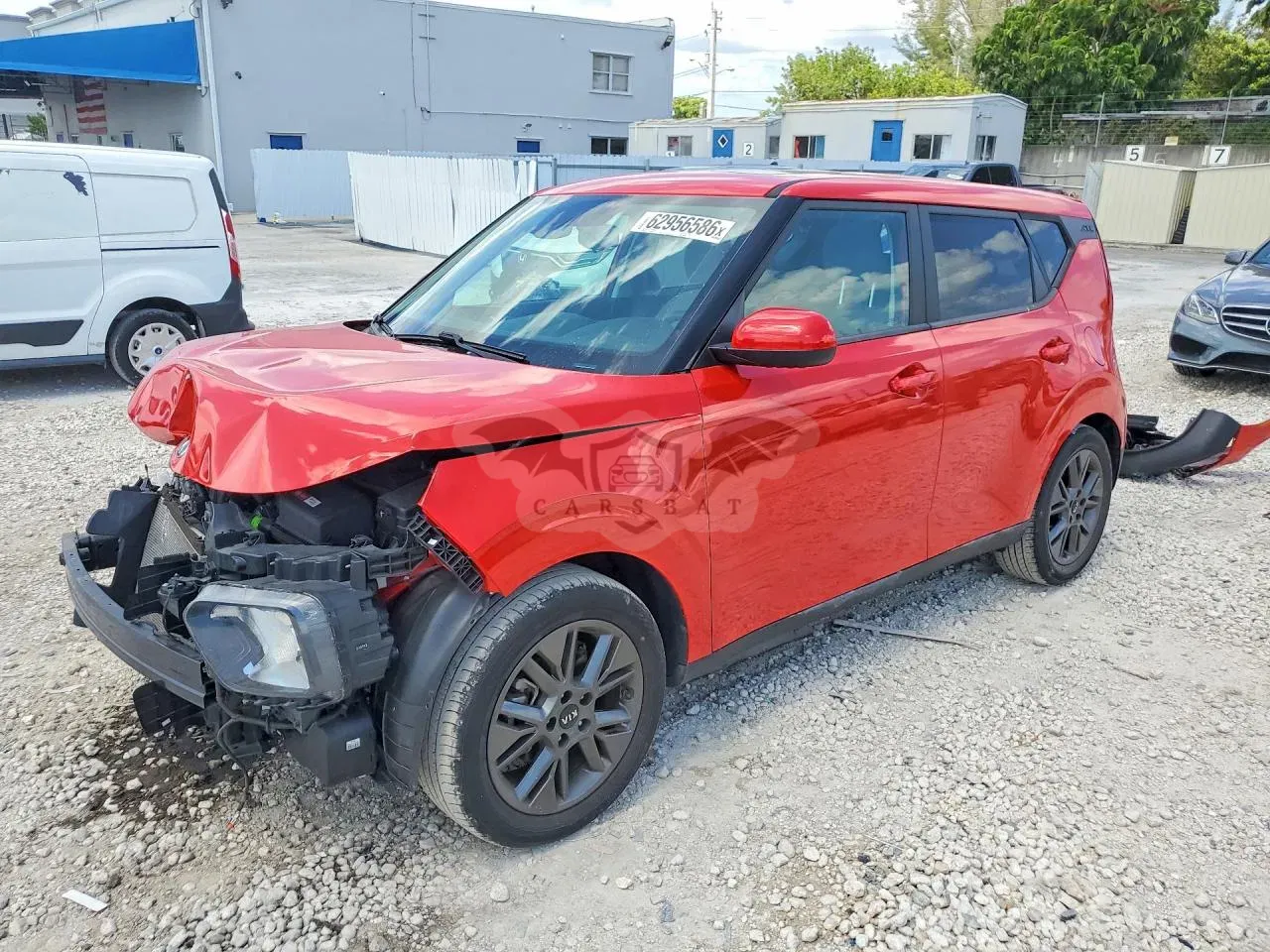 Kia Soul 2.0L 4 2021