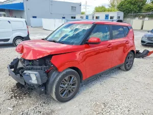 Kia Soul 2.0L 4 2021