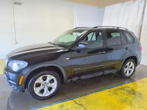 BMW X5 4.4L 8 2012