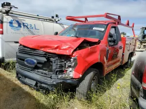 Ford F-350 SUPER DUTY 6.7L 8 2018