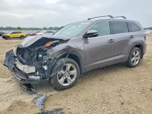 Toyota Highlander 3.5L 6 2015