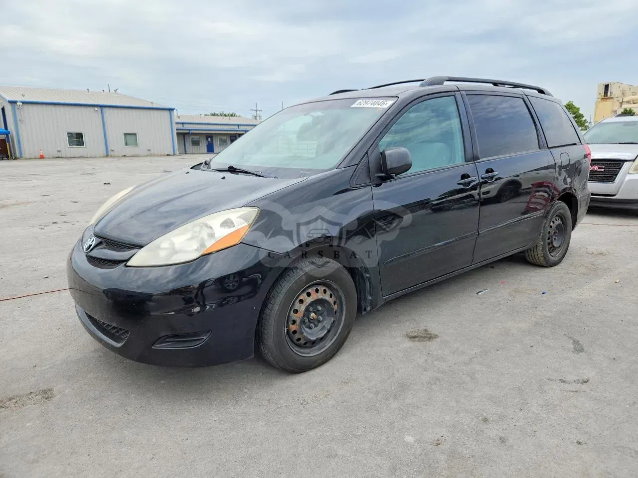 Toyota Sienna 3.5L 6 2010