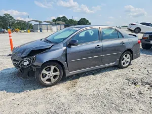 Toyota Corolla 1.8L 4 2013