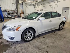 Nissan Altima 2.5L 4 2015