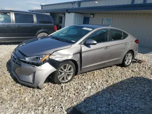 Hyundai Elantra 2.0L 4 2020