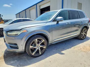 Volvo XC90 2.0L 4 2016