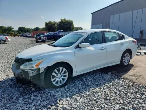 Nissan Altima 2.5L 4 2015