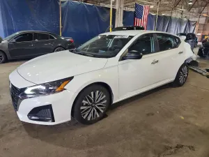 Nissan Altima 2.5L 4 2025