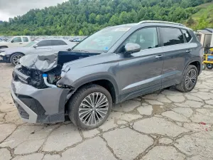 Volkswagen Taos 1.5L 4 2025