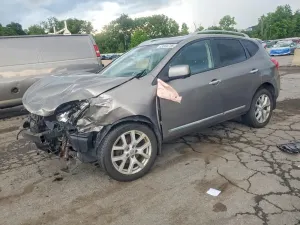 Nissan Rogue 2.5L 4 2012