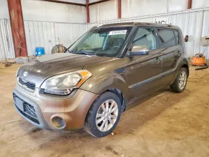 Kia Soul 2.0L 4 2012